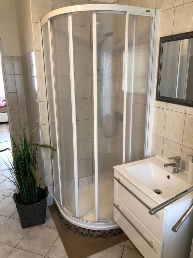 Apartmany Galeta Karlowe Wary Zewnętrze zdjęcie